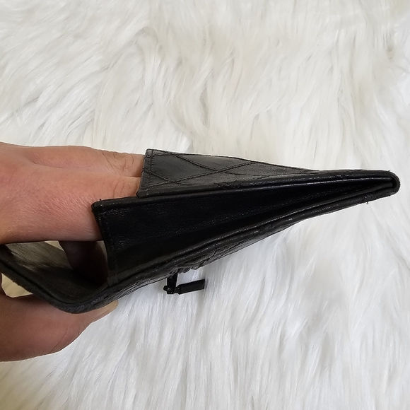 Chanel Black Diamond Stitched Leather Vintage 1989-1991 Wallet - Picture 8 of 17